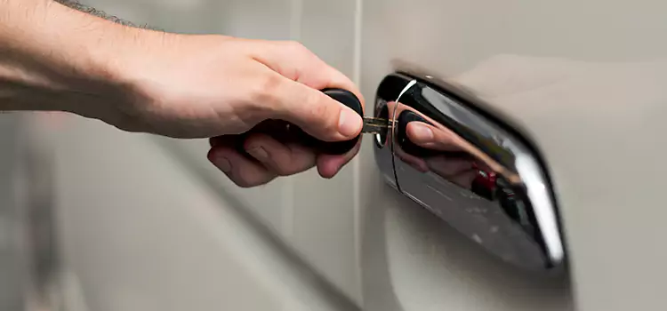 Why Choose Our Auto Locksmith Team in Valparaiso, IN?