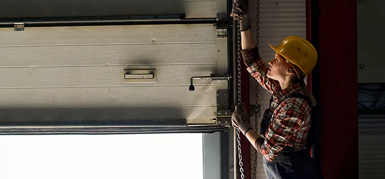 Addressing Common Garage Door Stoppage Issues in Valparaiso, IN