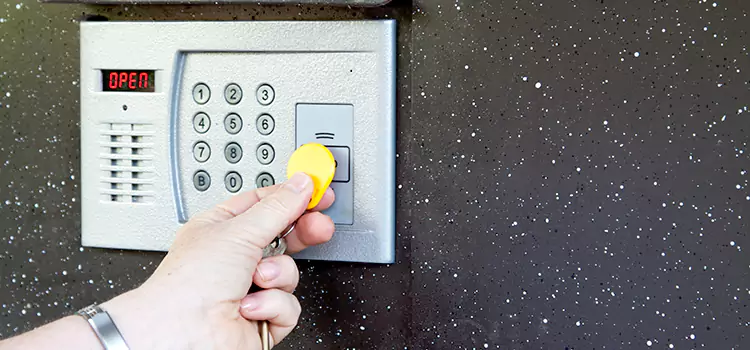 Electronic Door Lock Installation Valparaiso