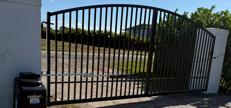 Driveway Fence Repair Valparaiso